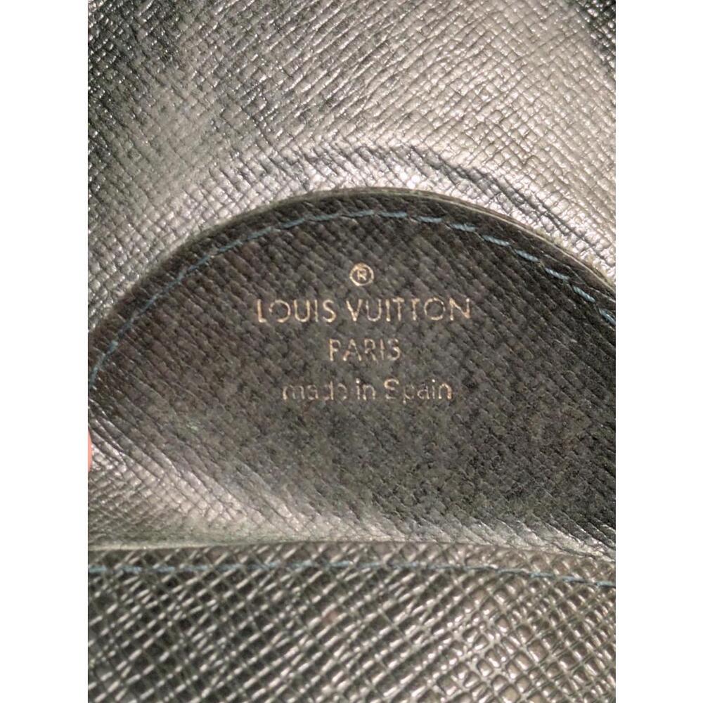 Louis Vuitton Taiga Porto MonCuvette Coin Case Dark Green - Picture 3 of 9